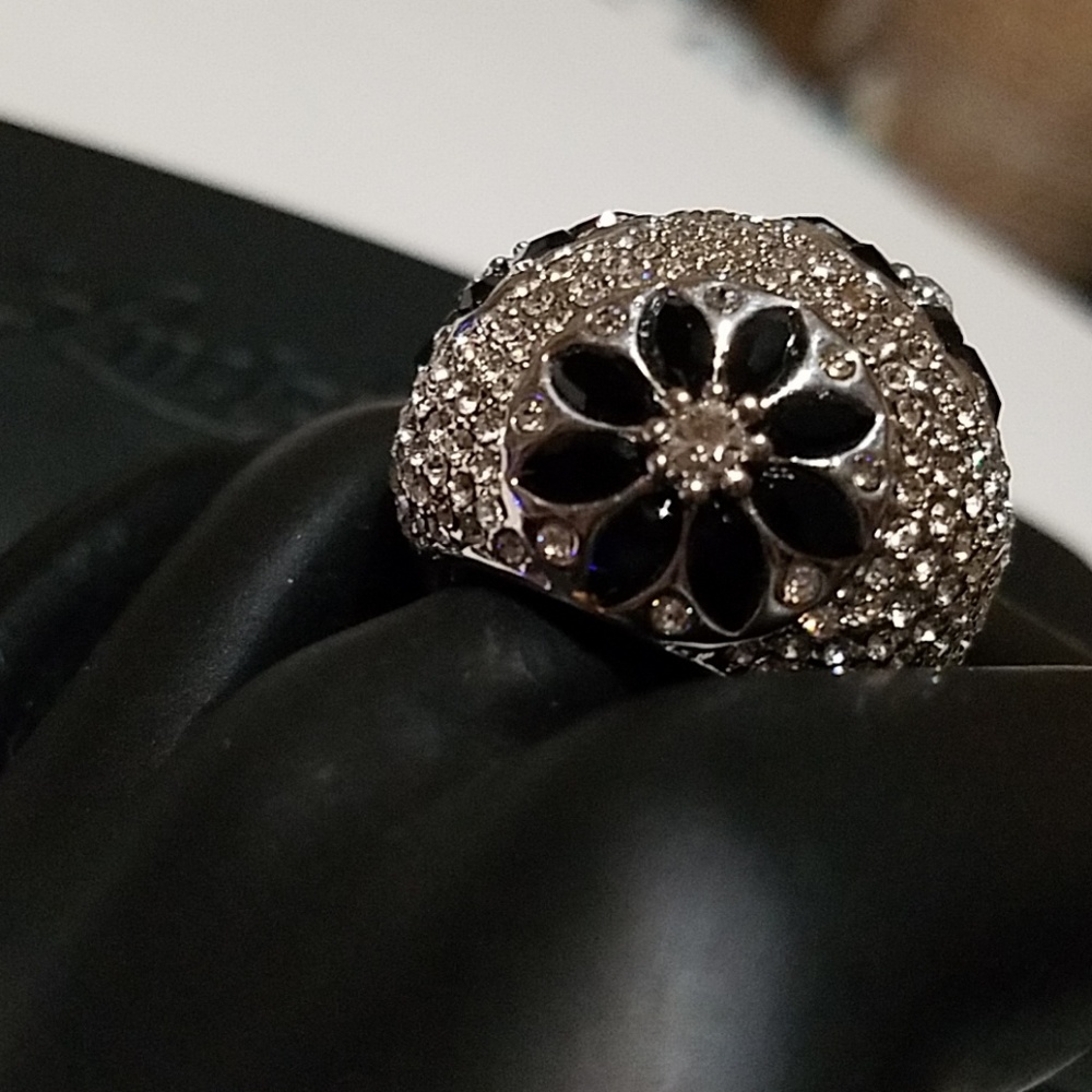 Spring Street Ring - Picture 3 of 3